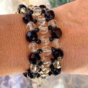 Vintage Black & Clear Lucite Beaded Stretch Bracelet